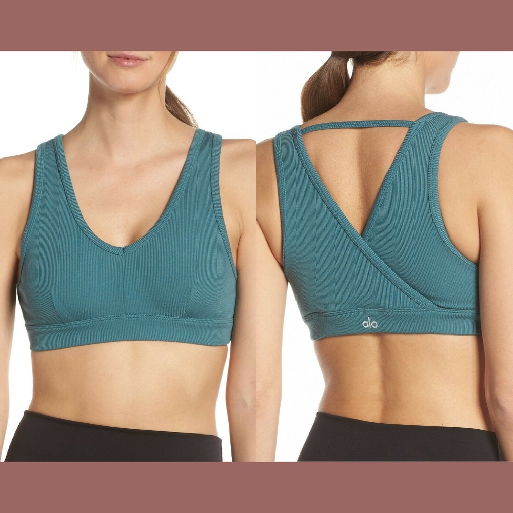 NEW $62 ALO Togetherness Sports Bra in‎ Seagrass [SZ Small ]